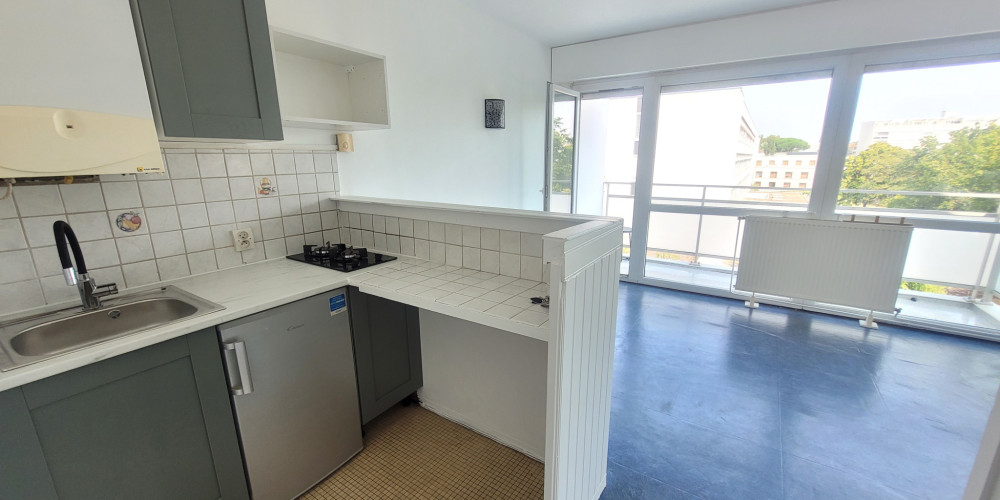 appartement à BORDEAUX (33000)