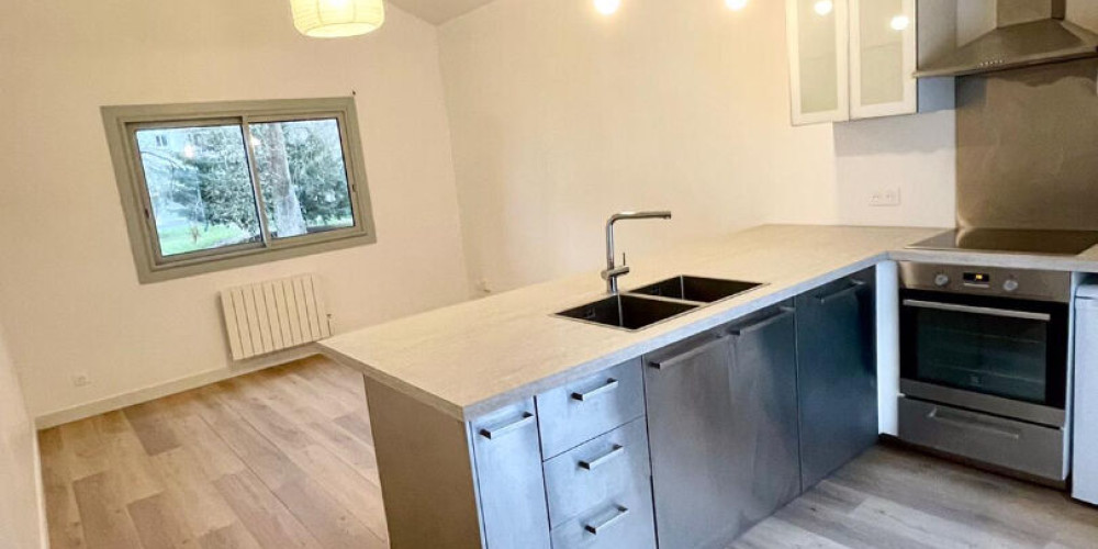 appartement à BORDEAUX (33200)