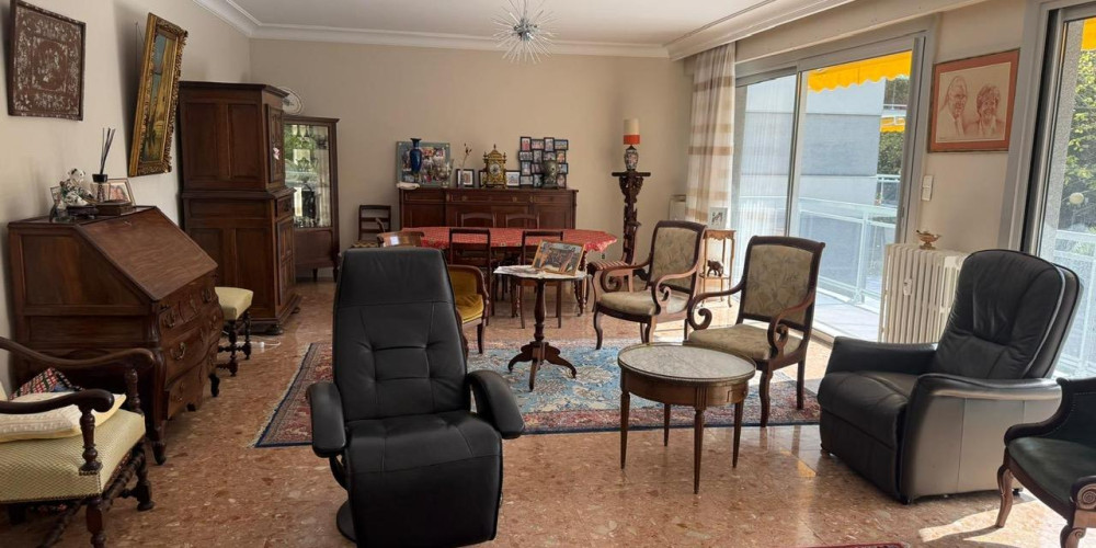 appartement à BORDEAUX (33200)