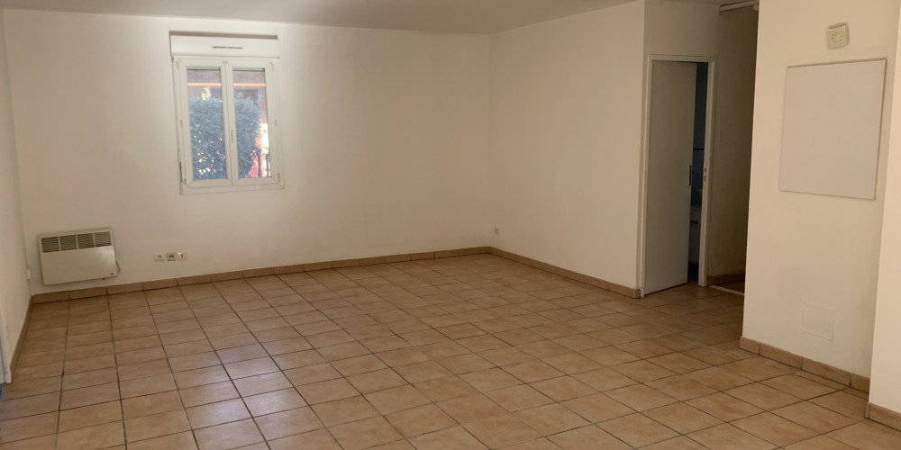 maison à ETAULIERS (33820)