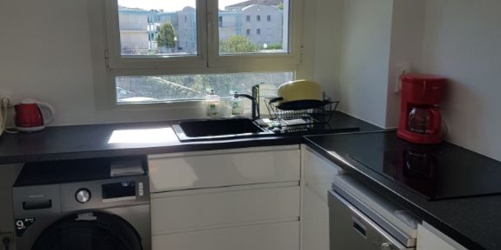appartement à BORDEAUX (33800)