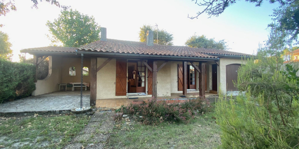 maison à ARES (33740)