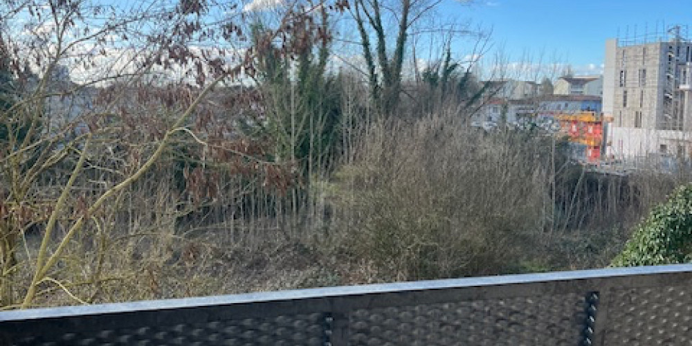 appartement à BEGLES (33130)