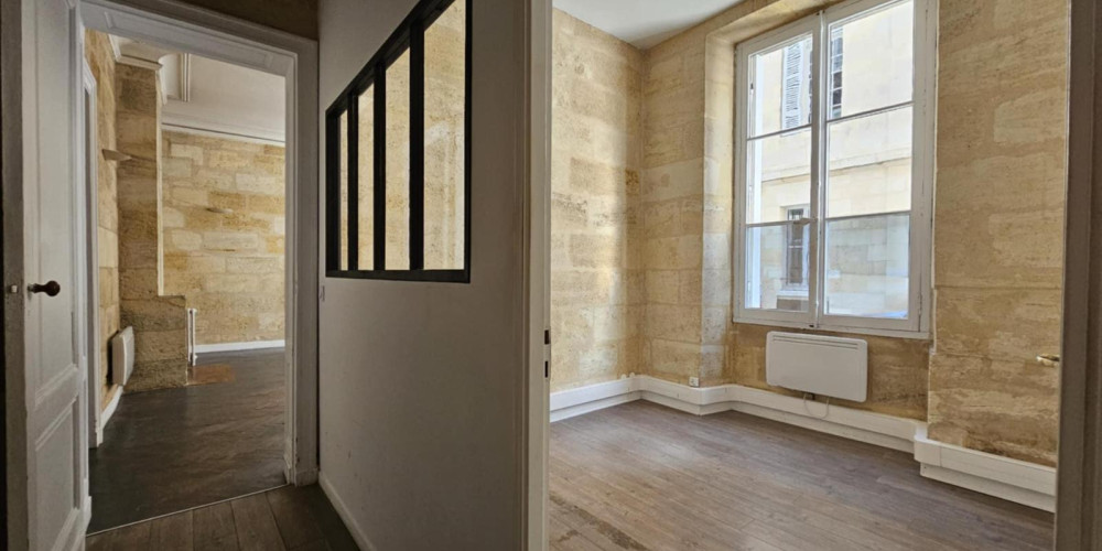 immeuble à BORDEAUX (33000)