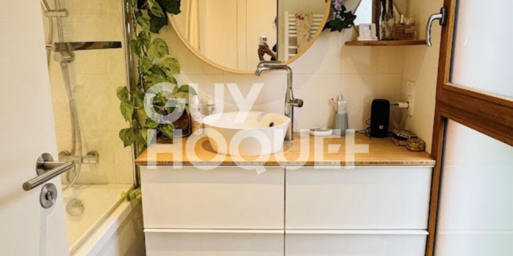 maison à VILLENAVE D ORNON (33140)