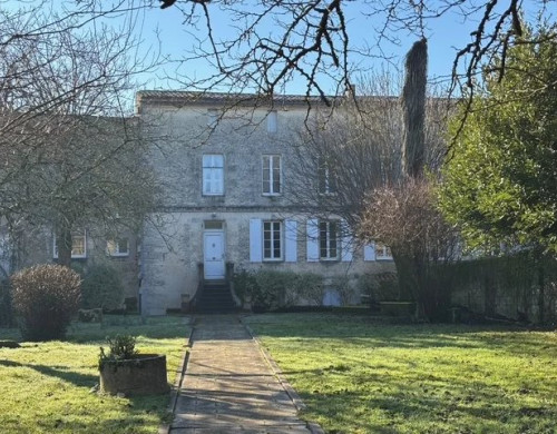 maison  BOURG