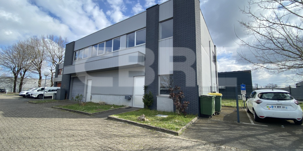 local industriel à MERIGNAC (33700)