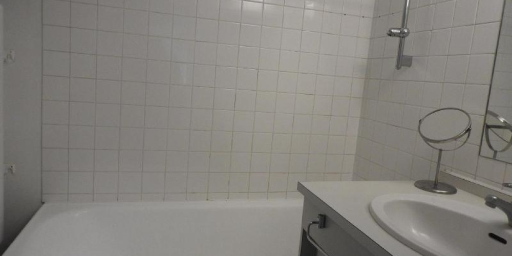 appartement à BORDEAUX (33000)