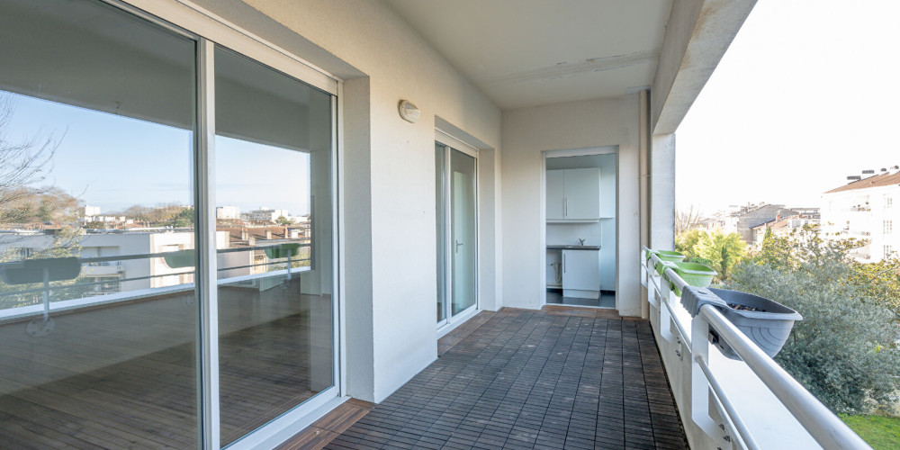 appartement à BORDEAUX (33200)