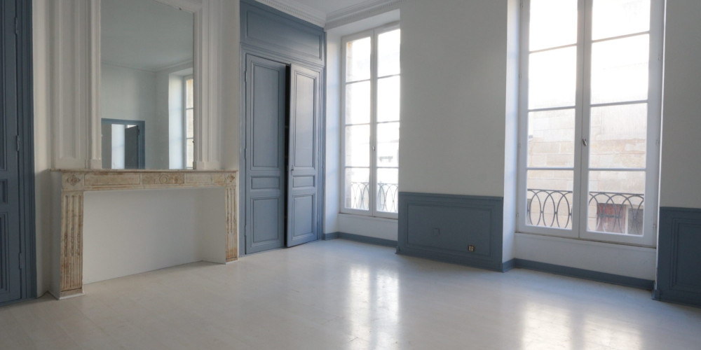 appartement à BORDEAUX (33000)