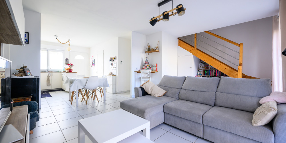 maison à VILLENAVE D ORNON (33140)