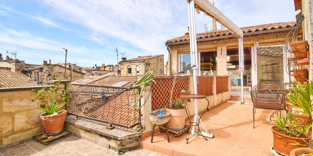 appartement à BORDEAUX (33800)