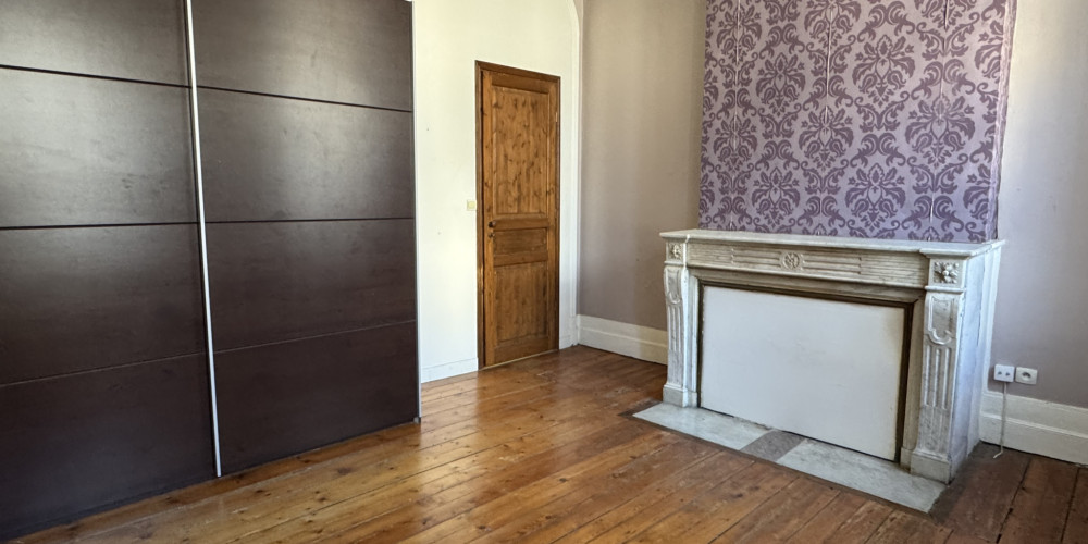 appartement à BORDEAUX (33000)