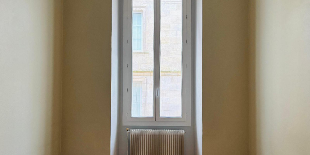 appartement à BORDEAUX (33000)