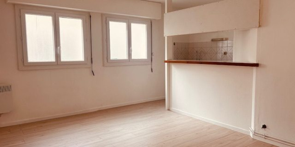 appartement à BORDEAUX (33000)