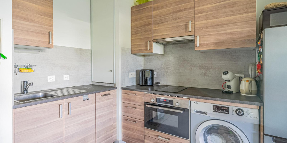 appartement à BORDEAUX (33100)