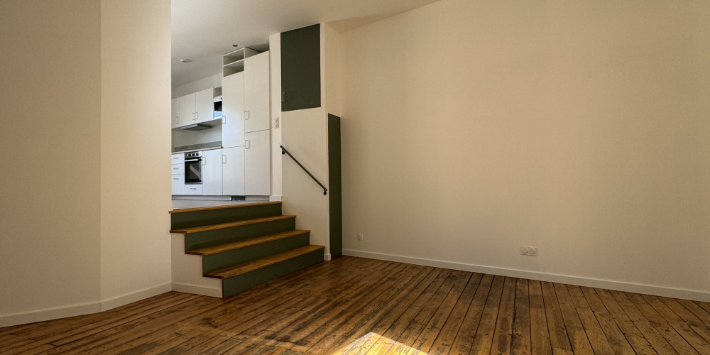 appartement à BORDEAUX (33800)