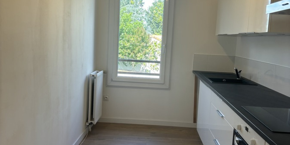 appartement à BRUGES (33520)