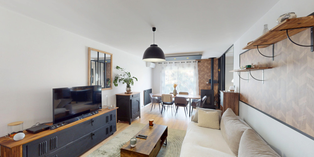 maison à LEOGNAN (33850)