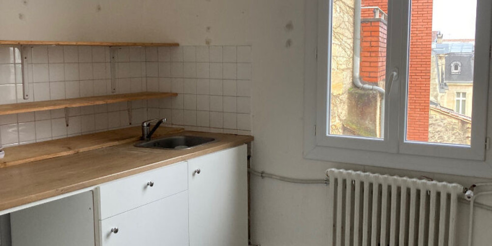 appartement à BORDEAUX (33000)