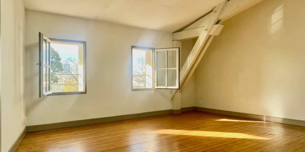 appartement à BORDEAUX (33000)