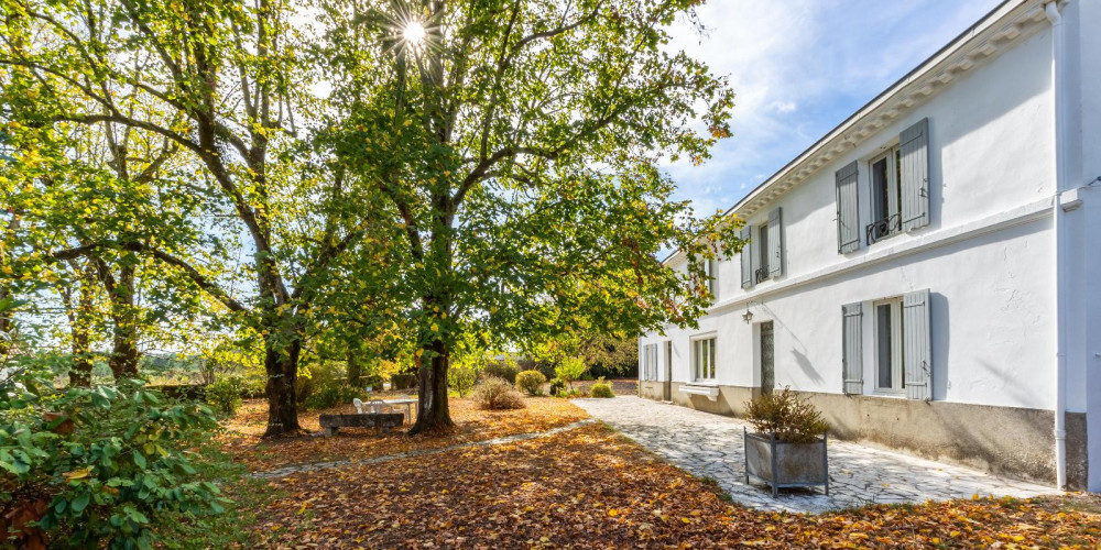 maison à LA BREDE (33650)