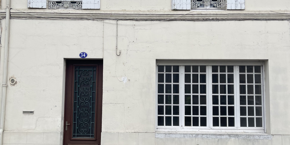 maison à CASTILLON LA BATAILLE (33350)