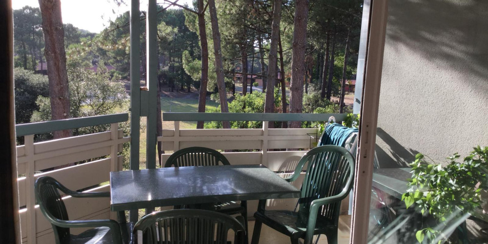 appartement à LACANAU (33680)