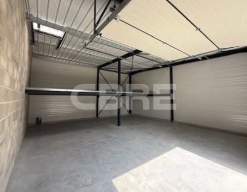 local industriel  CARBON BLANC