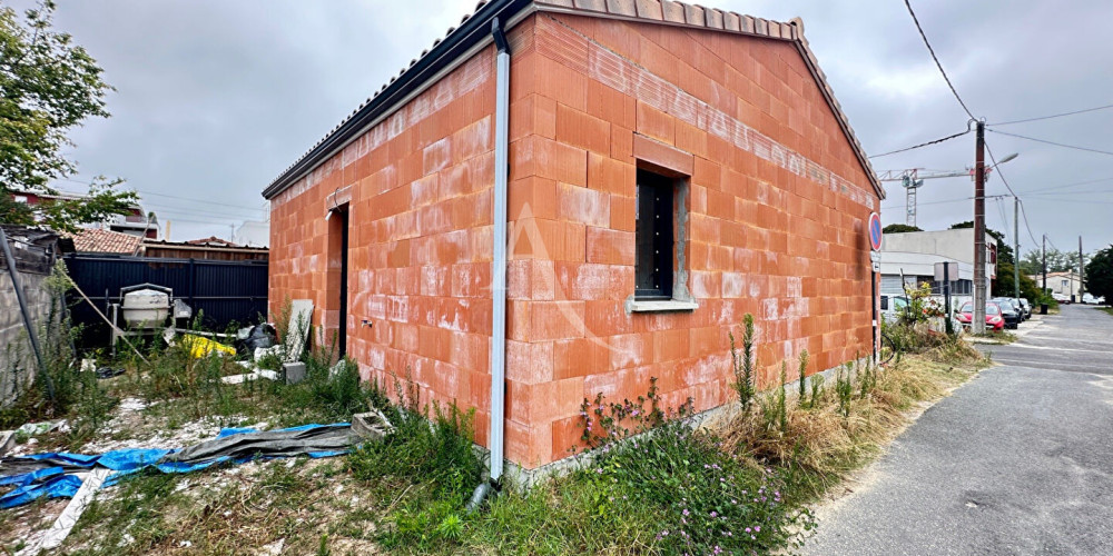 maison à ST MEDARD EN JALLES (33160)