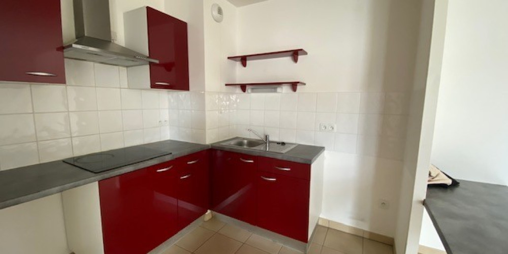 appartement à BORDEAUX (33300)