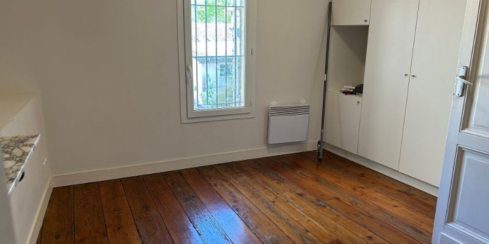 immeuble à ST ANDRE DE CUBZAC (33240)