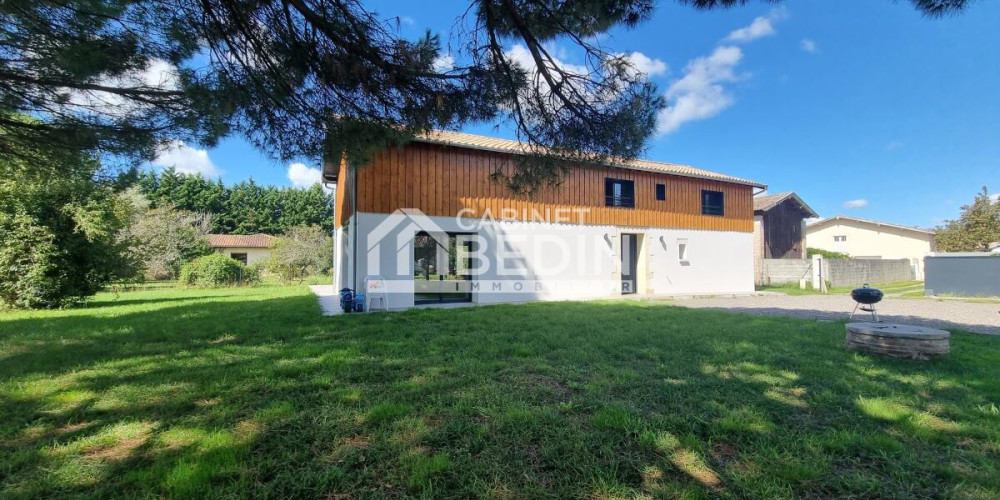 maison à ARSAC (33460)