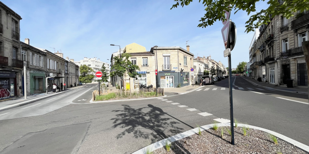 local commercial à BORDEAUX (33000)