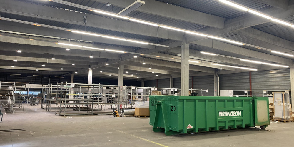 local industriel à PESSAC (33600)