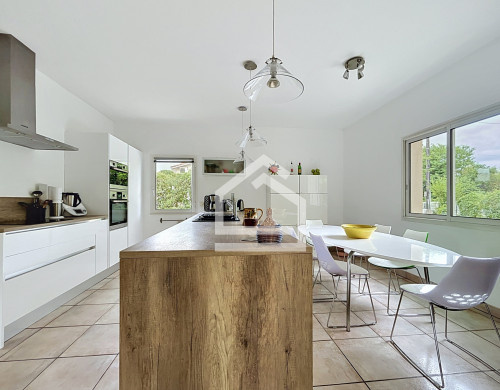 maison  MERIGNAC