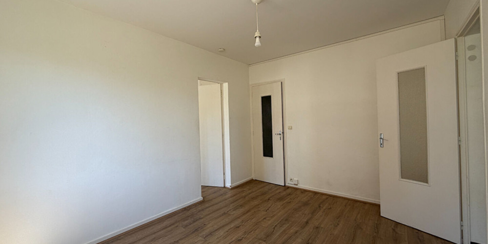 appartement à BORDEAUX (33800)