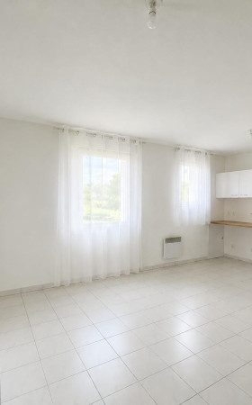 Appartement  PINEUILH