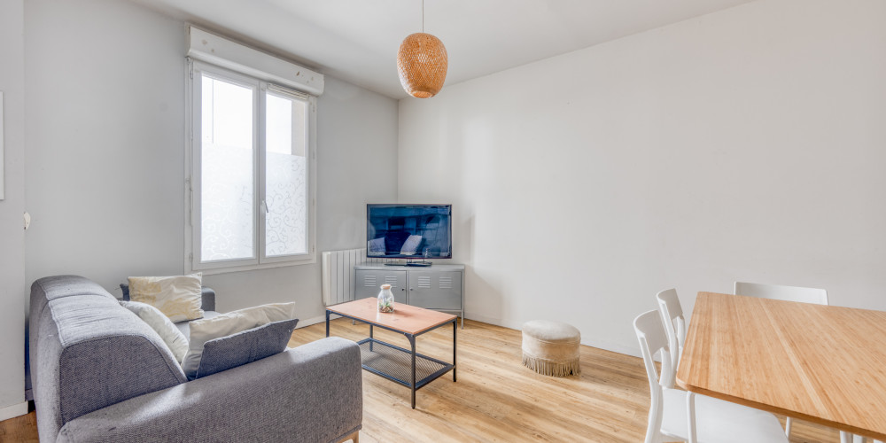 appartement à BORDEAUX (33300)