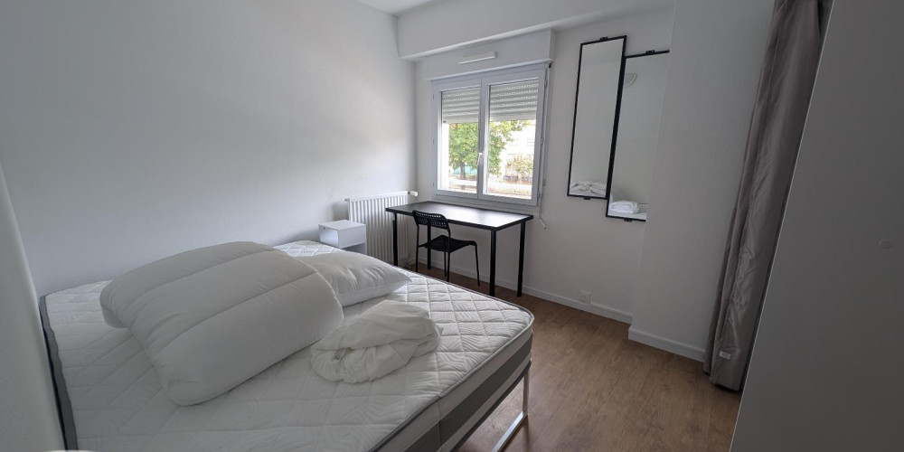 appartement à BORDEAUX (33300)