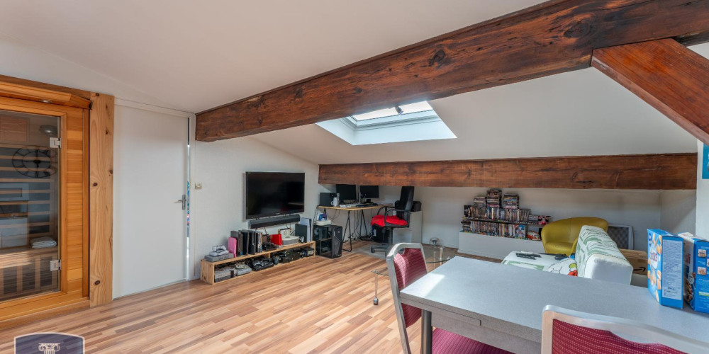 appartement à BORDEAUX (33300)