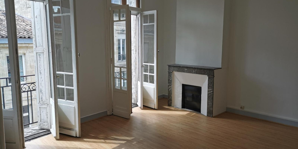appartement à BORDEAUX (33000)