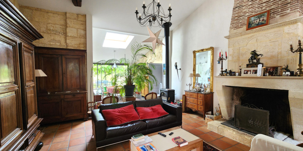 maison à PUGNAC (33710)