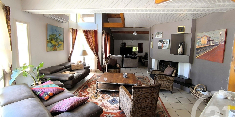 maison à LE PORGE (33680)