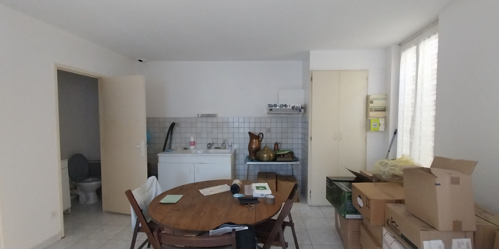 immeuble à ST DENIS DE PILE (33910)