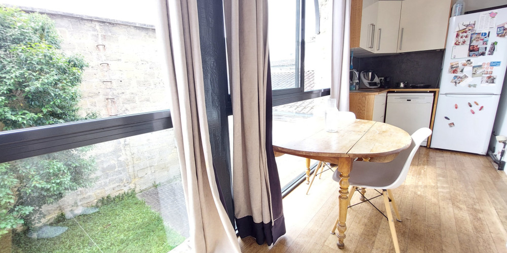 appartement à BORDEAUX (33000)