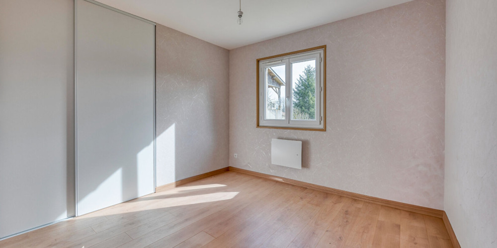 maison à ST MICHEL DE RIEUFRET (33720)