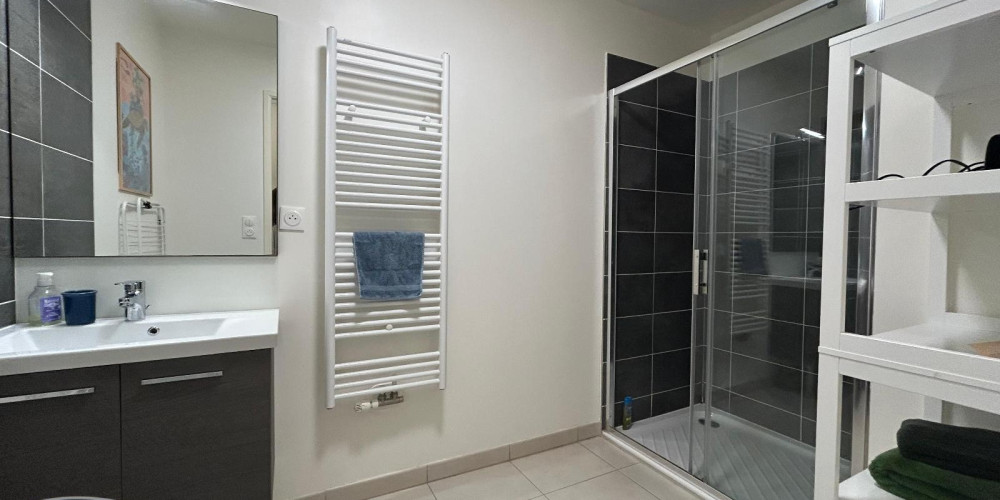 appartement à BORDEAUX (33100)