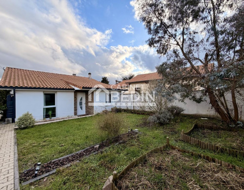 maison  AMBARES ET LAGRAVE