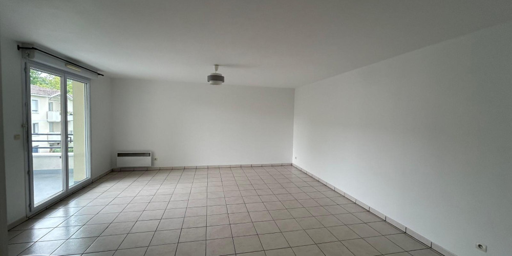 appartement à VILLENAVE D ORNON (33140)